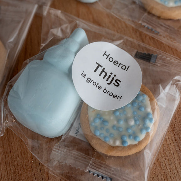 Blauwe geboorte traktatie - stoepkrijtmeid