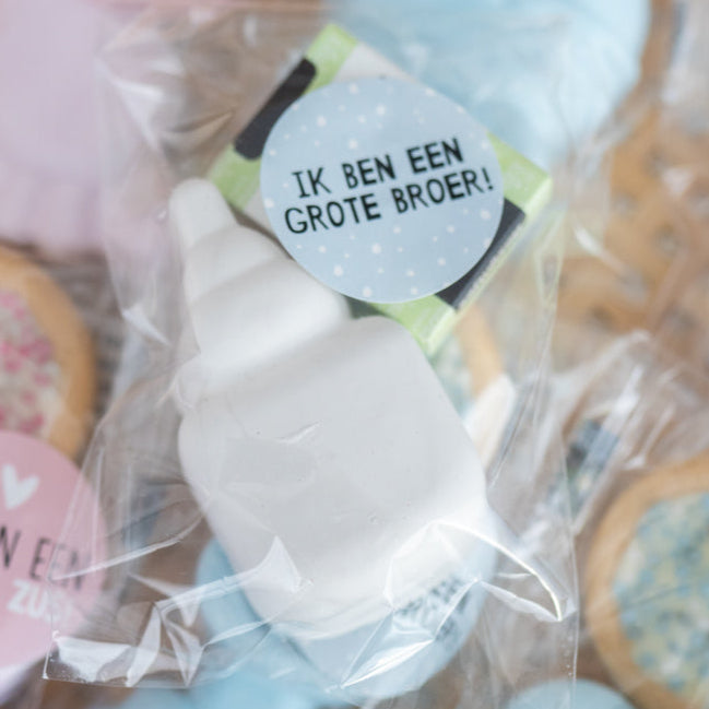 Stoepkrijt_geboorte_traktatie